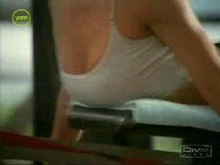 Krista Allen'den Seksi Aerobik
